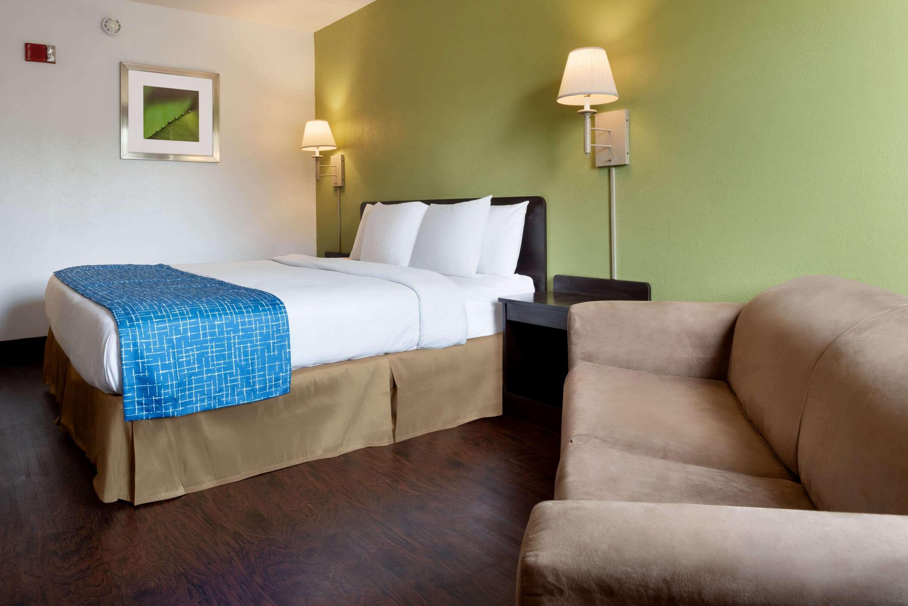 แทรเวลลอดจ์ บาย วินด์แฮม เซนส์วิลล์ Motel ภายนอก รูปภาพ