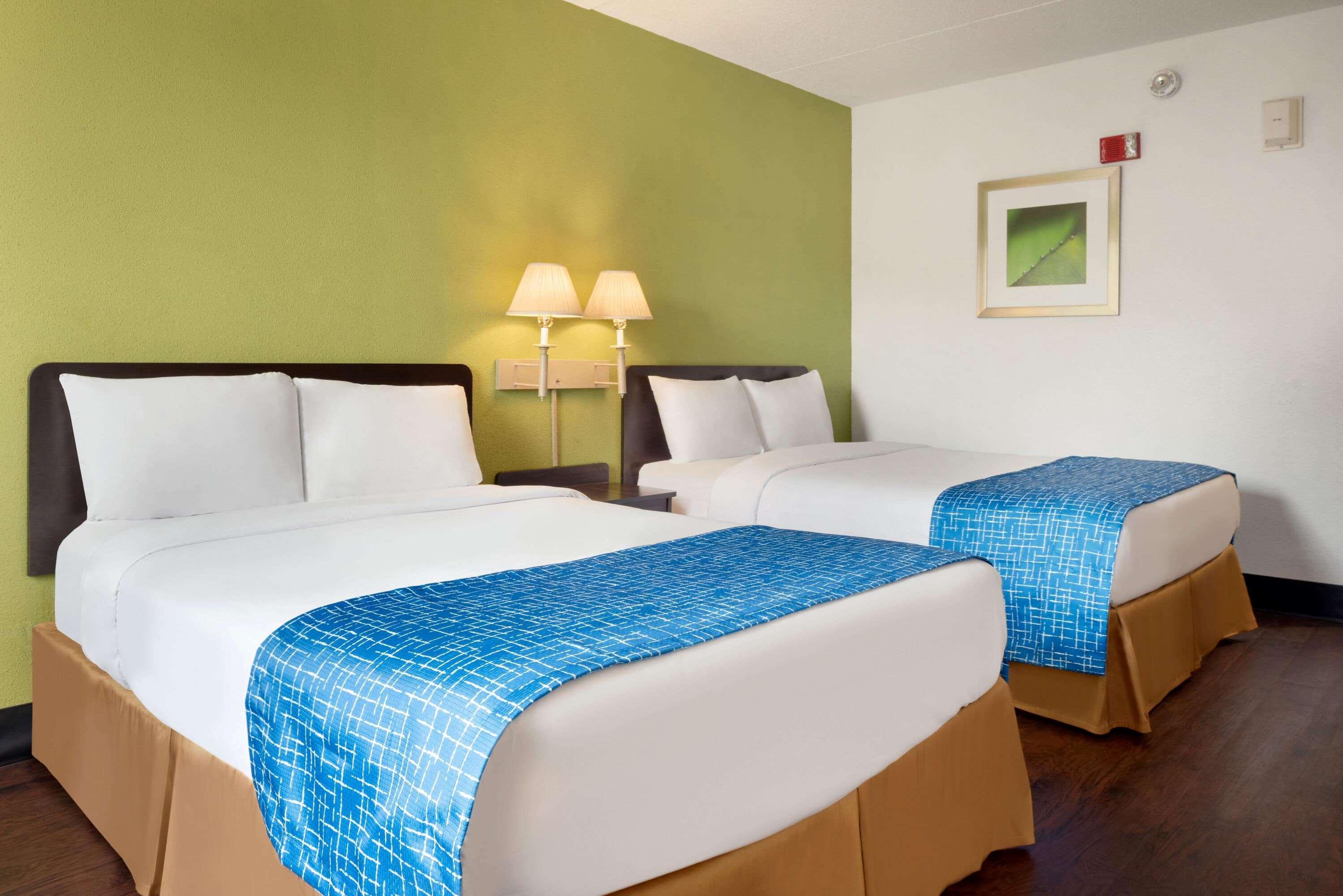 แทรเวลลอดจ์ บาย วินด์แฮม เซนส์วิลล์ Motel ภายนอก รูปภาพ